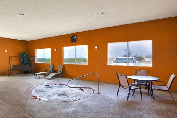 Hotel Comfort Suites Mineral Wells